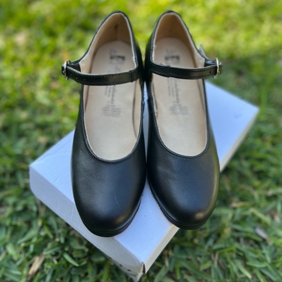 BLACK MEXICAN FOLKLORICO LEATHER SHOES FOR WOMEN WITH EXTRA CUSHION - Picture 2 of 6